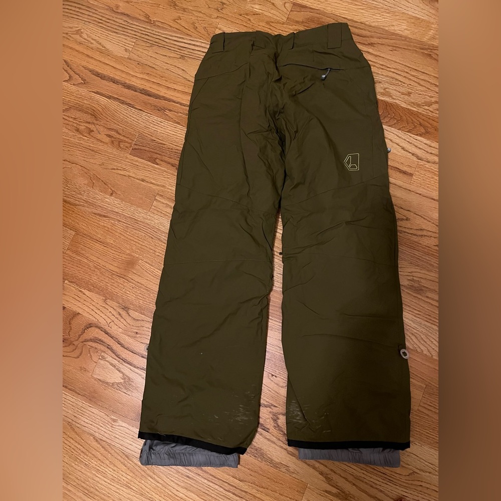 Liquido women’s snow pants  Olive Green